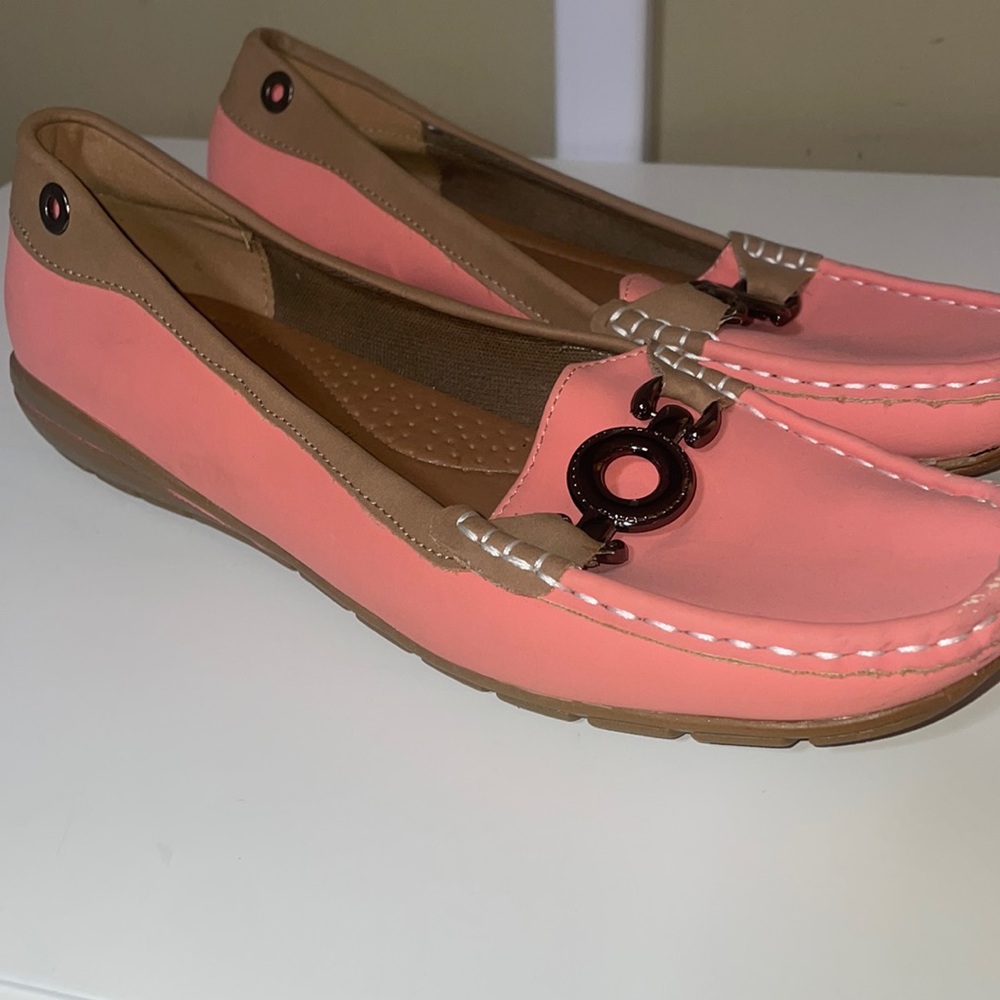 Beacon Fashion and Fit Loafers